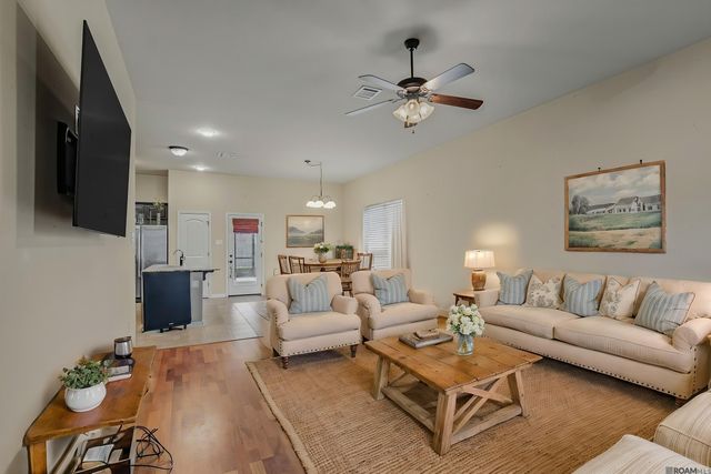 17018 Enterprise Ave, Prairieville, LA 70769