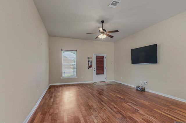 17018 Enterprise Ave, Prairieville, LA 70769