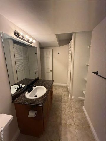 2245 Walton Boulevard 56, Rochester Hills, MI 48309