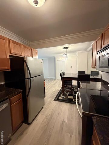 2245 Walton Boulevard 56, Rochester Hills, MI 48309