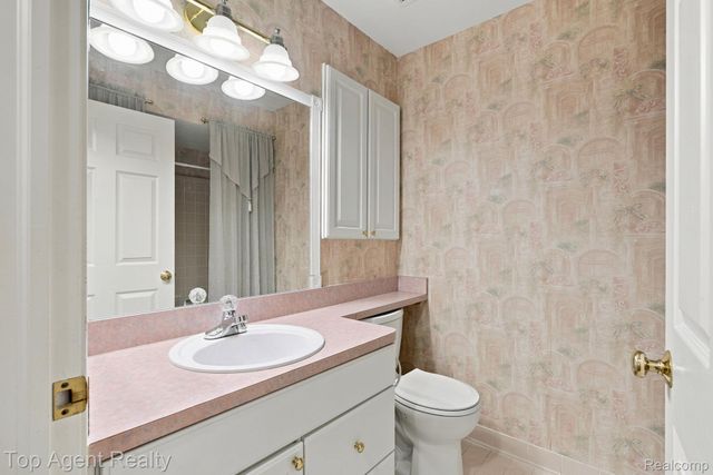 48659 Sundance Court, Shelby Charter Township, MI 48315