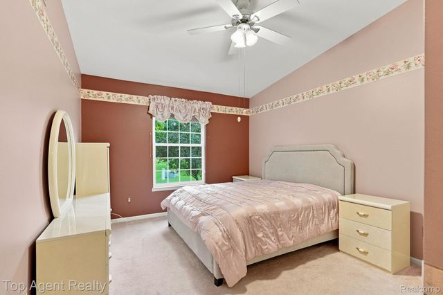 48659 Sundance Court, Shelby Charter Township, MI 48315