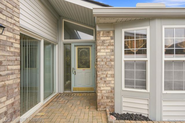 48659 Sundance Court, Shelby Charter Township, MI 48315
