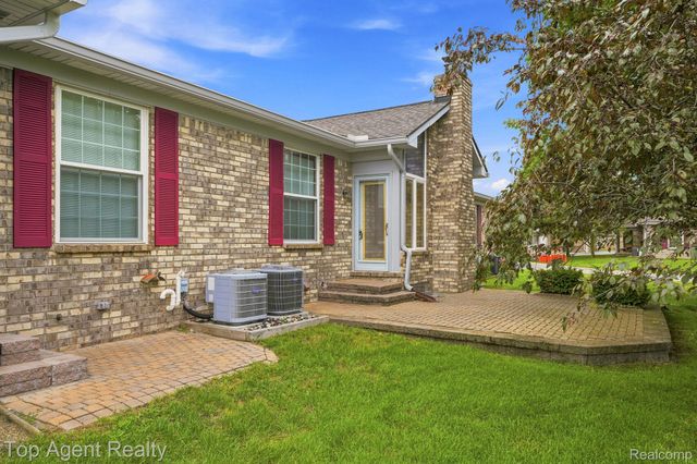 48659 Sundance Court, Shelby Charter Township, MI 48315