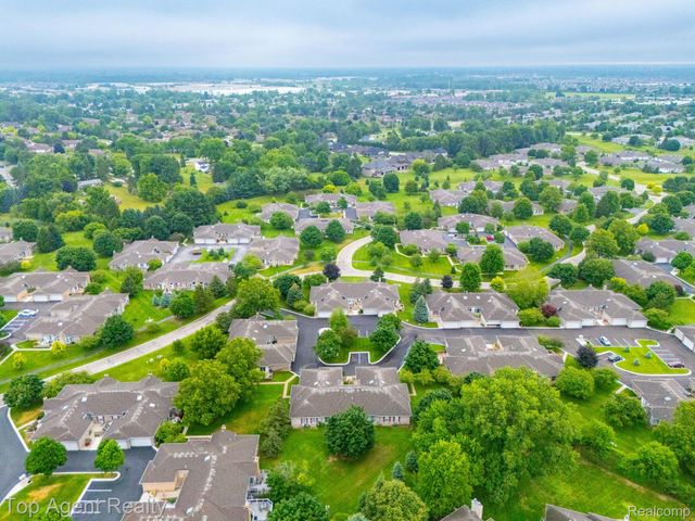 48659 Sundance Court, Shelby Charter Township, MI 48315
