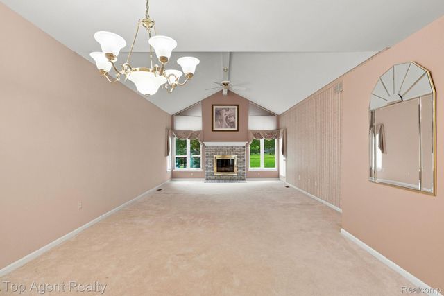 48659 Sundance Court, Shelby Charter Township, MI 48315