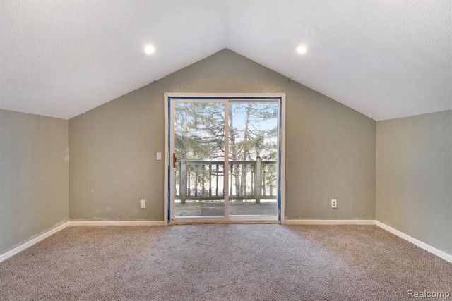 4138 Lapeer Road, Burton, MI 48509