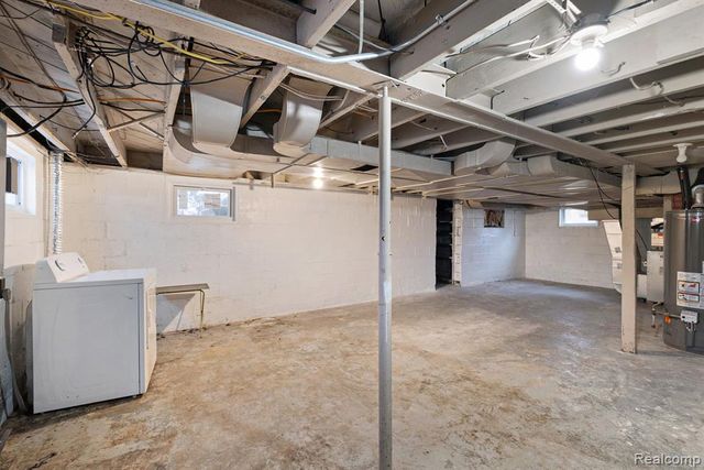 4138 Lapeer Road, Burton, MI 48509