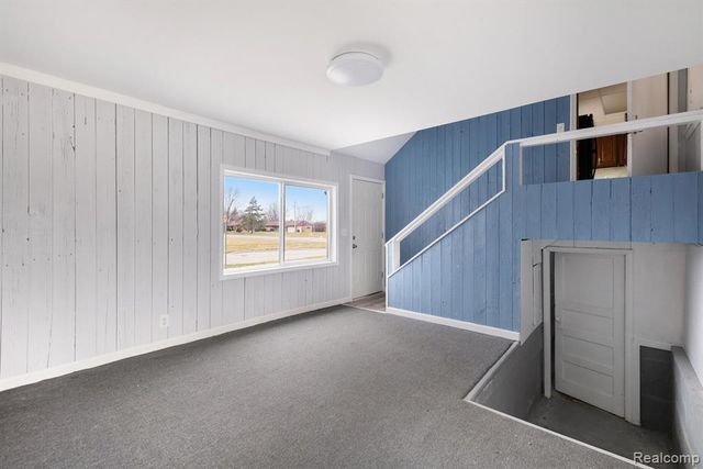 4138 Lapeer Road, Burton, MI 48509