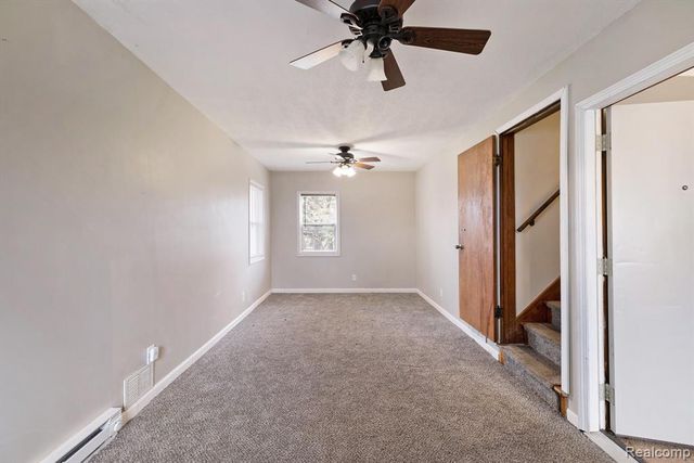 4138 Lapeer Road, Burton, MI 48509