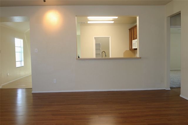 506 Quartz Street, Arlington, TX 76002