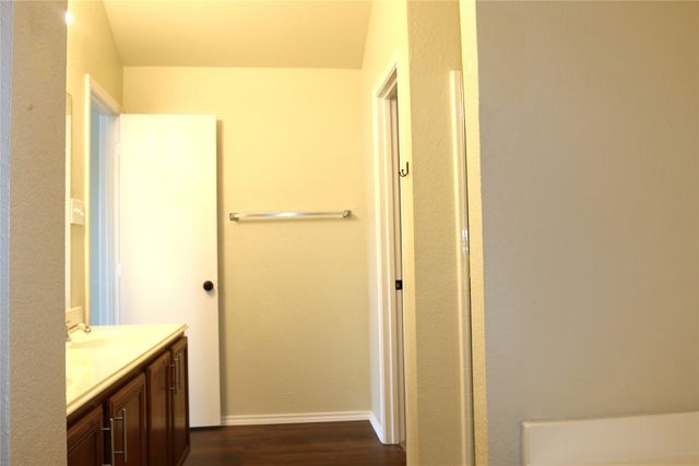 506 Quartz Street, Arlington, TX 76002