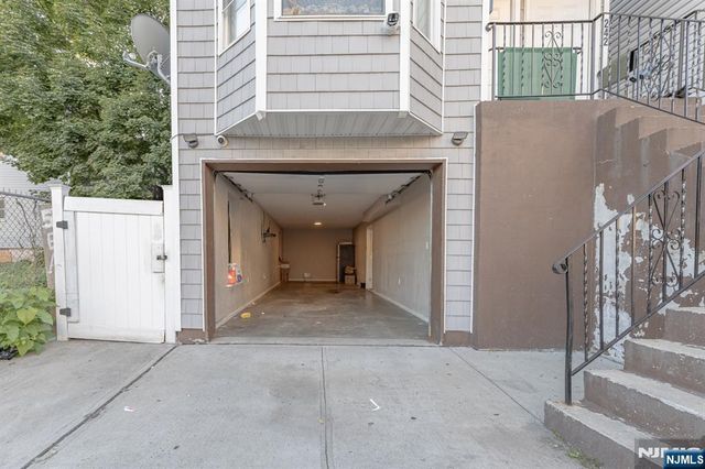 242 Rosa Parks Boulevard, Paterson, NJ 07501