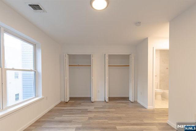 242 Rosa Parks Boulevard, Paterson, NJ 07501