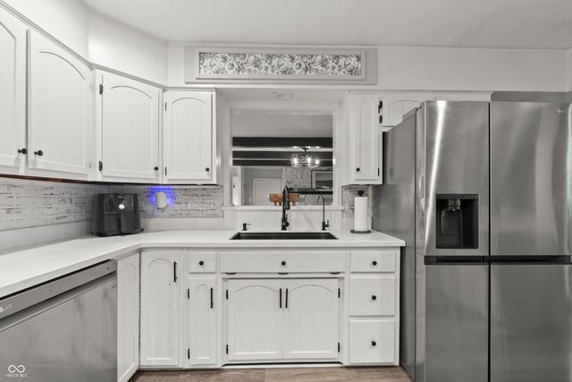 1240 W Central Drive, Fortville, IN 46040