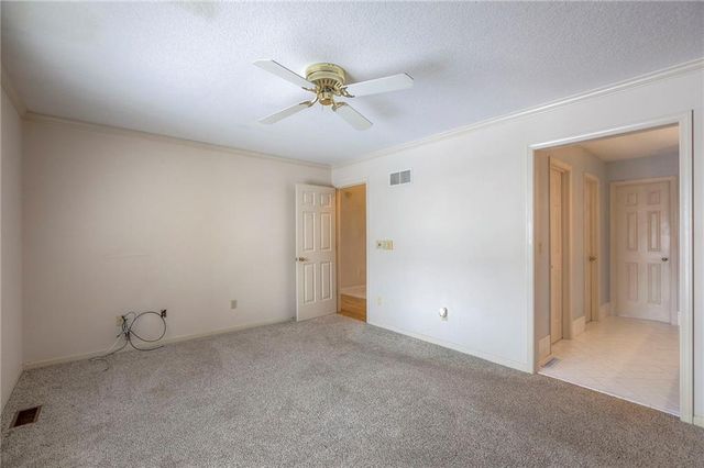 8629 Crysler Avenue, Kansas City, MO 64138