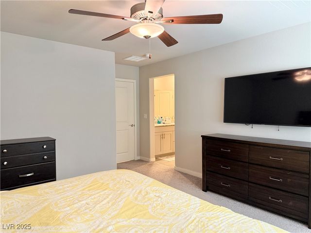 7842 Pink Opal Avenue, Las Vegas, NV 89113