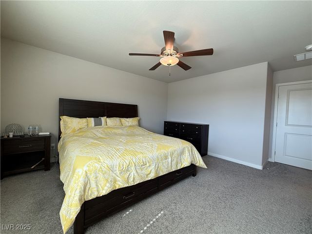 7842 Pink Opal Avenue, Las Vegas, NV 89113