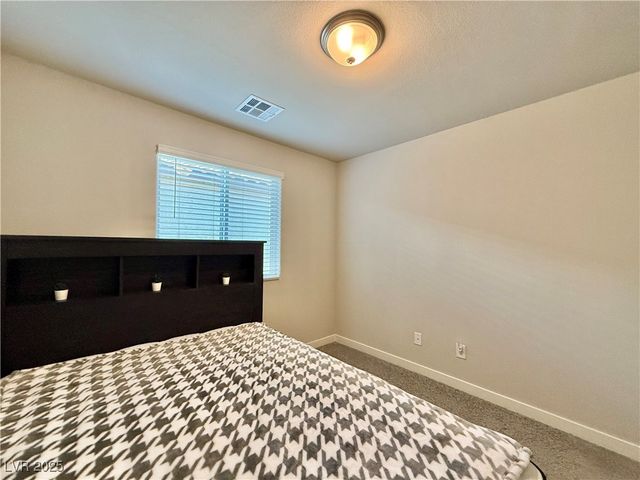 7842 Pink Opal Avenue, Las Vegas, NV 89113