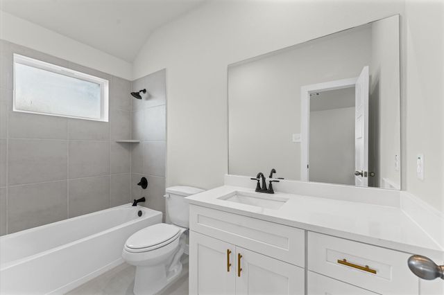 8322 Amethyst Valley Lane, Angleton, TX 77516