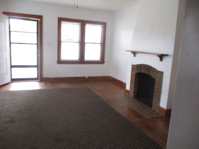 224 N Minnesota Ave, Wichita, KS 67214