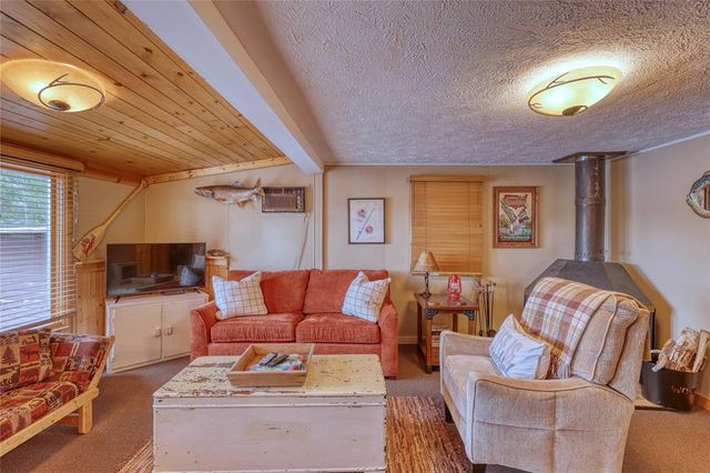 12220 Wagner Lane, Hayward, WI 54843