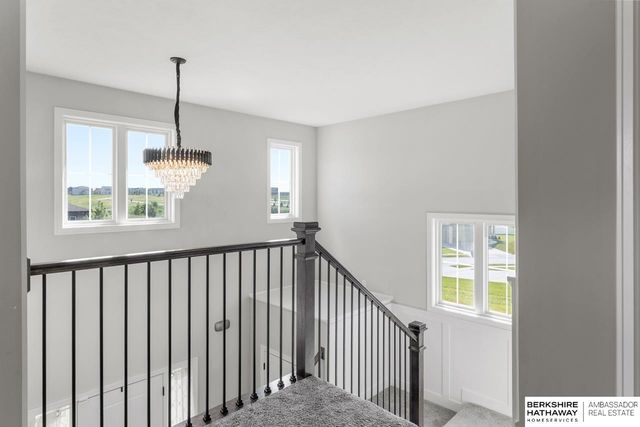 10232 Cove Hollow Drive, Papillion, NE 68046