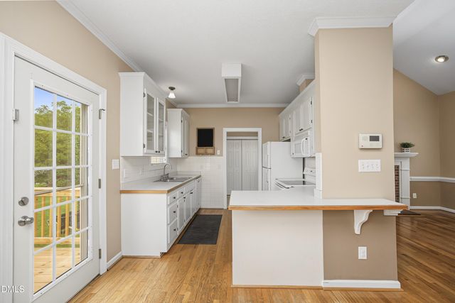 211 Sherman Lakes Drive, Fuquay Varina, NC 27526