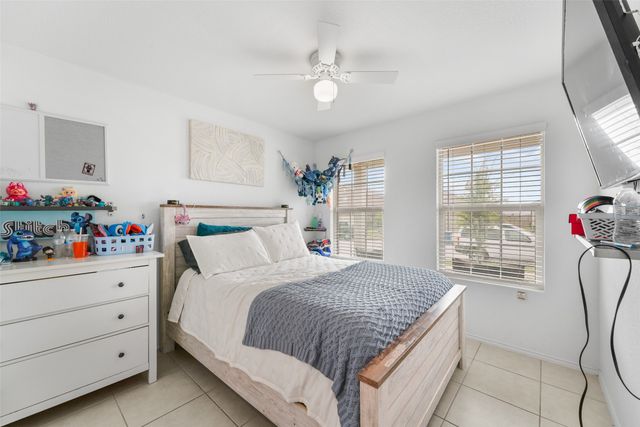 1005 Crestview Drive, Hutchins, TX 75141