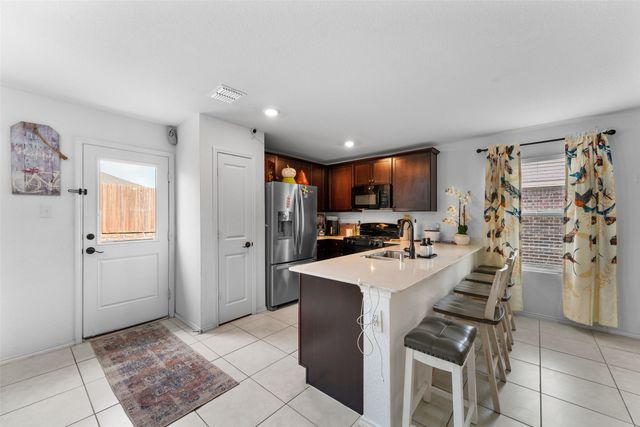 1005 Crestview Drive, Hutchins, TX 75141