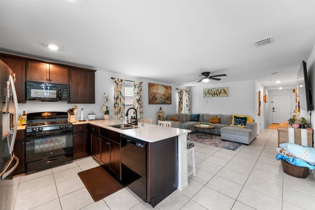 1005 Crestview Drive, Hutchins, TX 75141