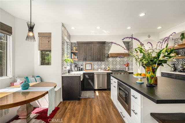 2305 Waring, Agoura Hills, CA 91301