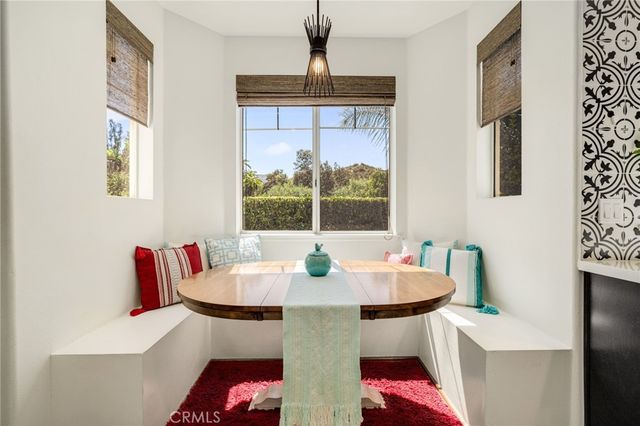 2305 Waring, Agoura Hills, CA 91301