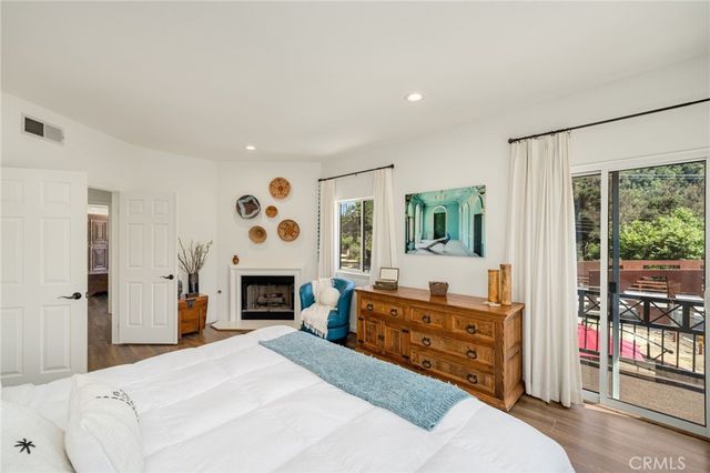 2305 Waring, Agoura Hills, CA 91301