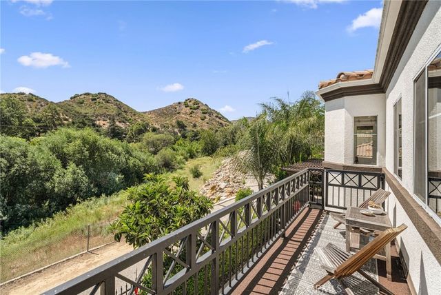 2305 Waring, Agoura Hills, CA 91301