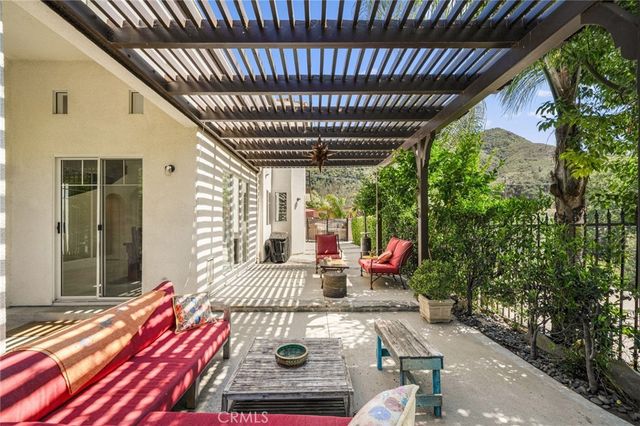 2305 Waring, Agoura Hills, CA 91301