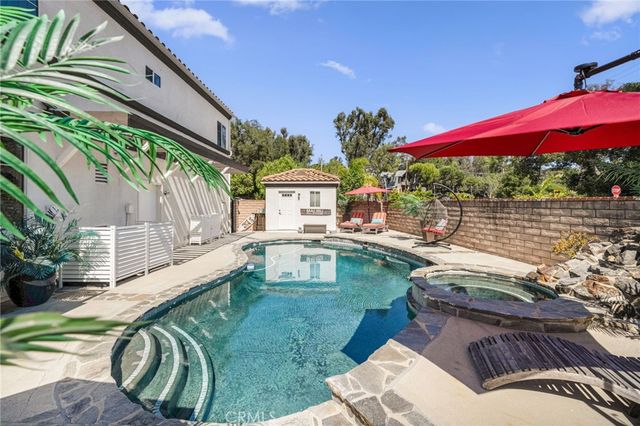 2305 Waring, Agoura Hills, CA 91301