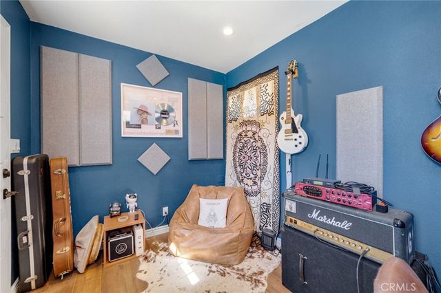 2305 Waring, Agoura Hills, CA 91301