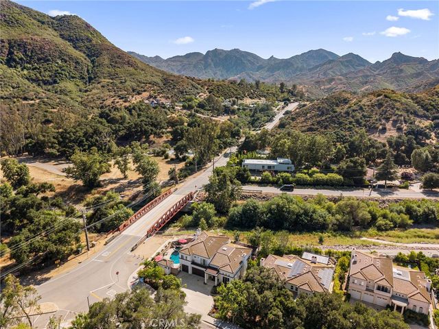 2305 Waring, Agoura Hills, CA 91301