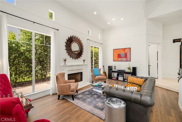 2305 Waring, Agoura Hills, CA 91301