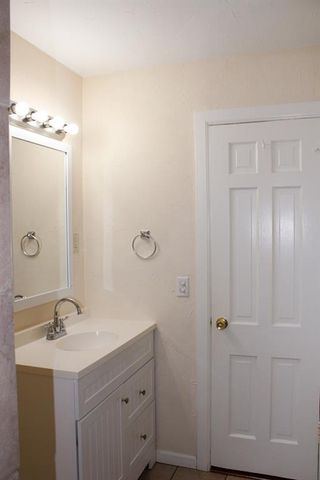 1305 S Reno Avenue, El Reno, OK 73036