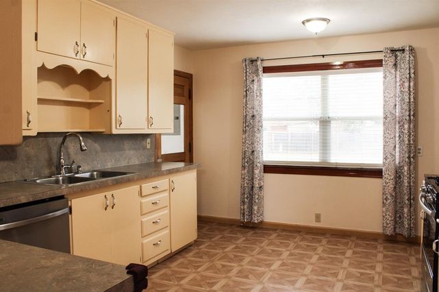 1305 S Reno Avenue, El Reno, OK 73036