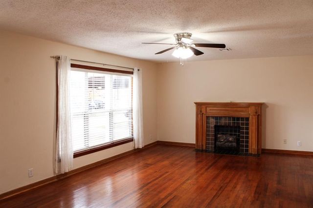 1305 S Reno Avenue, El Reno, OK 73036