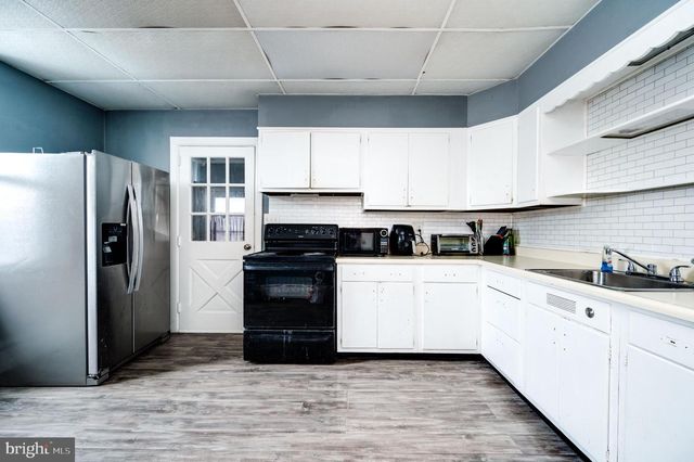 801 BELMONT AVE, Reading, PA 19605