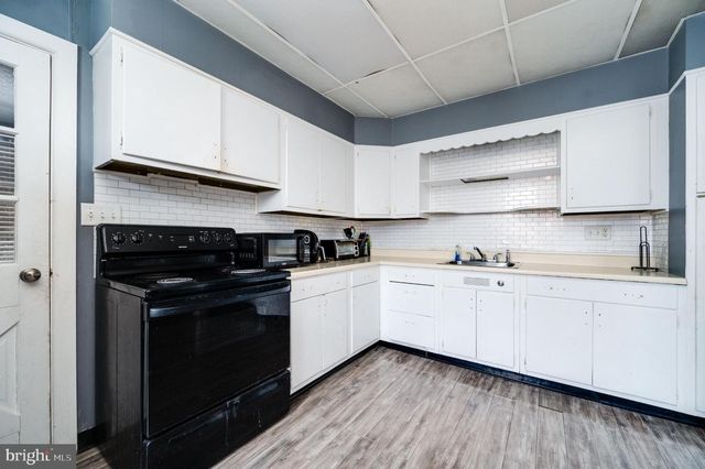 801 BELMONT AVE, Reading, PA 19605