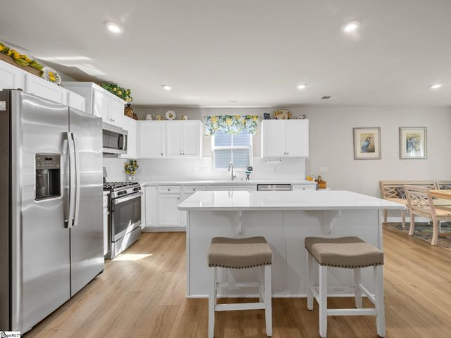 1209 Eutaw Springs Drive, Woodruff, SC 29388