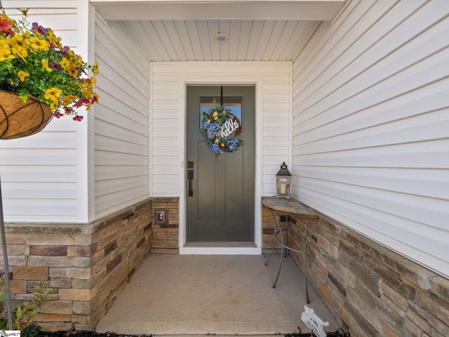 1209 Eutaw Springs Drive, Woodruff, SC 29388