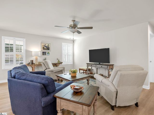 1209 Eutaw Springs Drive, Woodruff, SC 29388