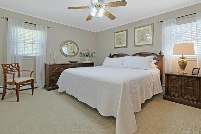 12 Greenwood Lane, Valhalla, NY 10595