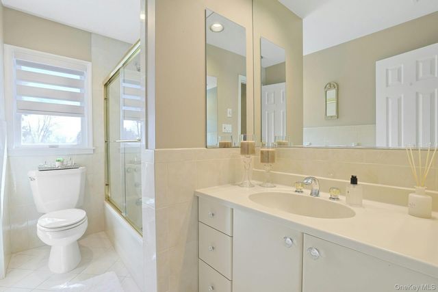 12 Greenwood Lane, Valhalla, NY 10595